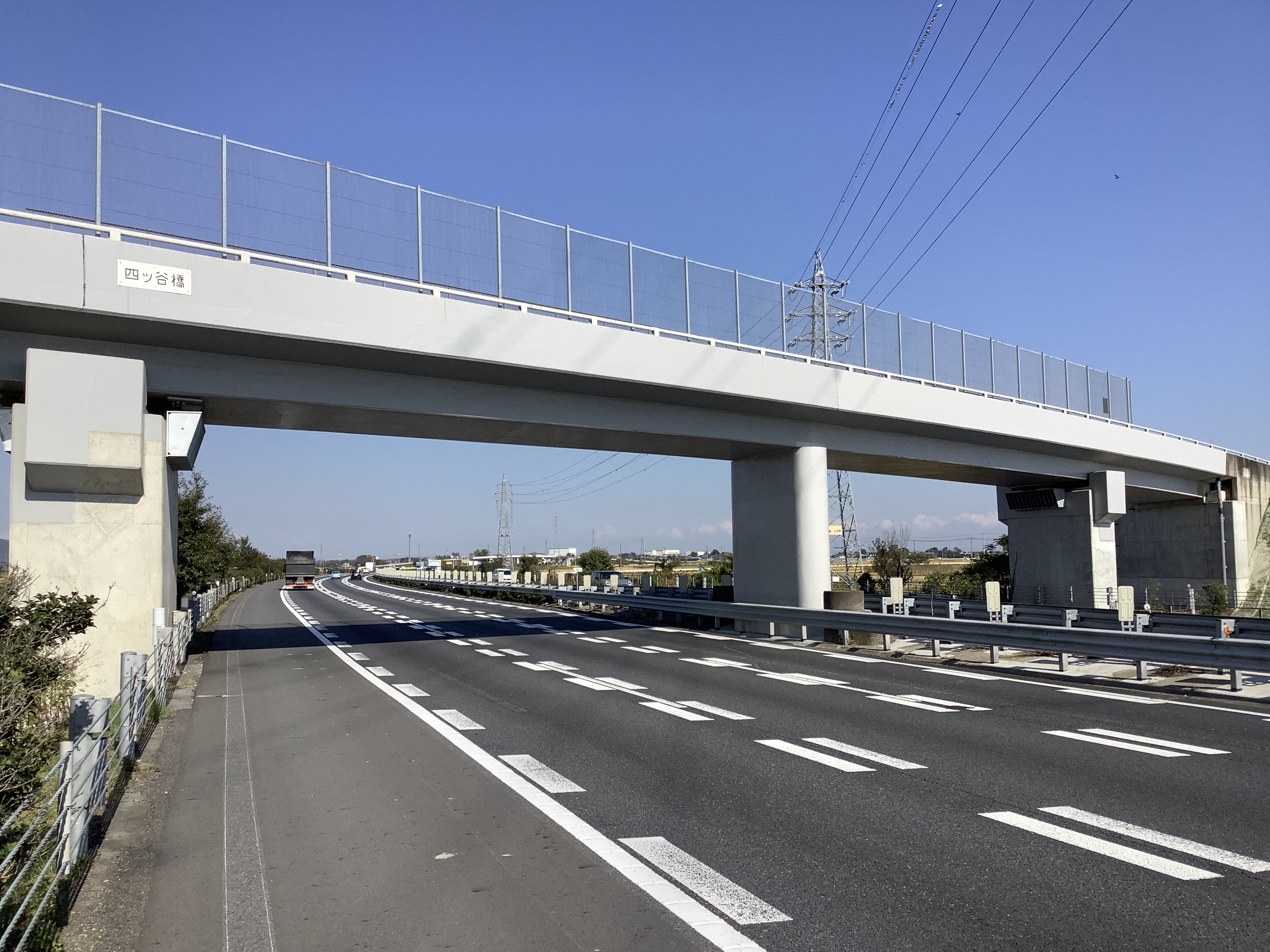 東北自動車道 四ツ谷橋跨高速道路橋耐震補強
