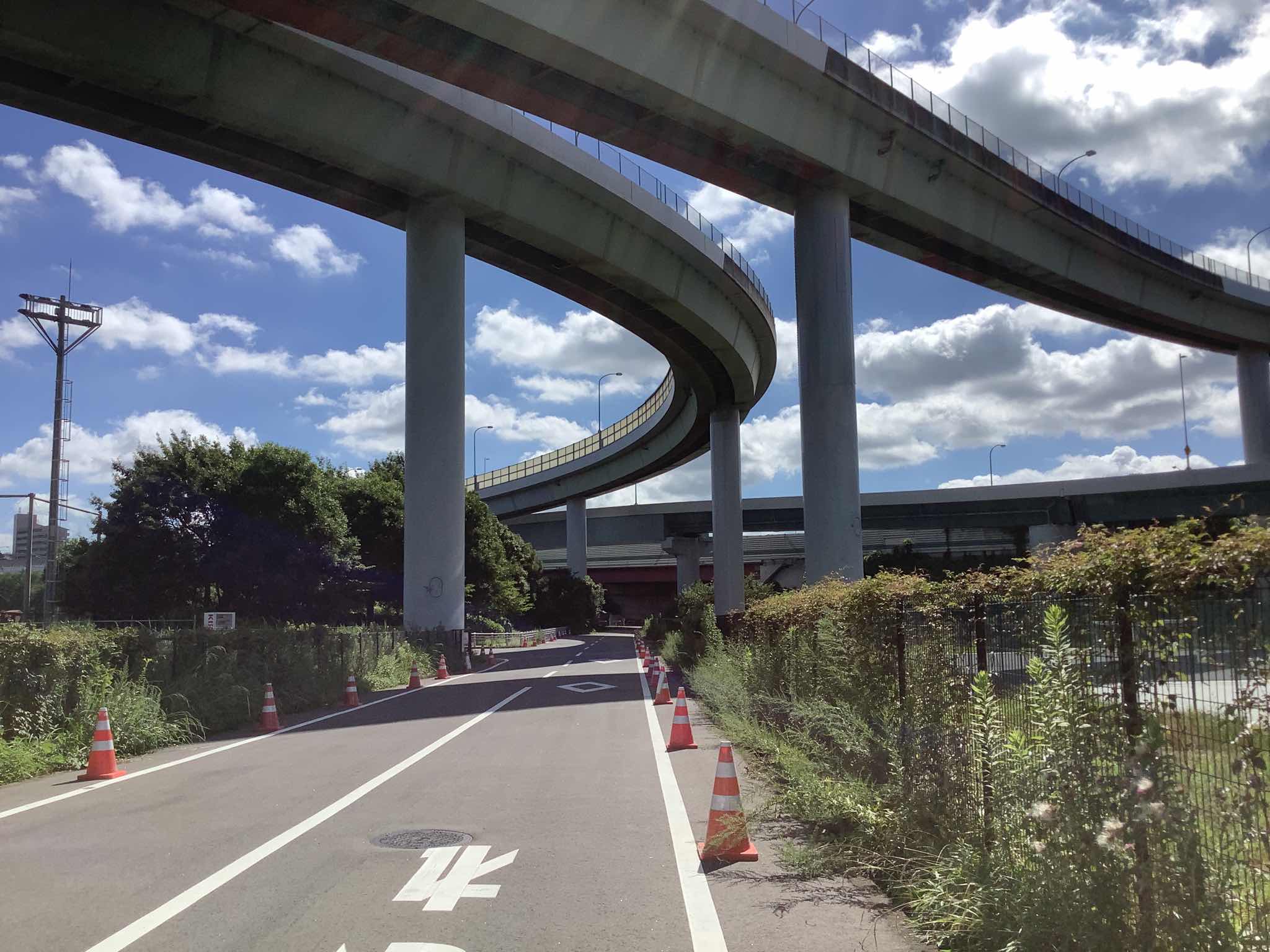 東名高速道路 横浜青葉ICランプ橋耐震補強