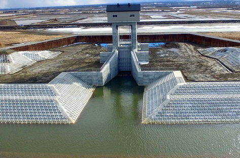 東の里遊水地排水門