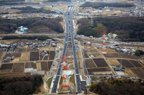 新名神高速道路　有野川橋西（下部工）