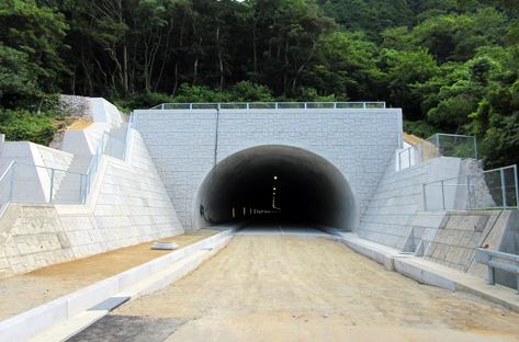 一般国道384号道路改良　三日ノ浦トンネル