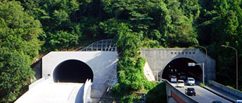 国道49号　上荒川地区トンネル
