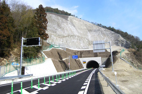 姫路北バイパス　石倉トンネル