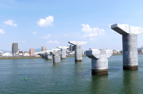 広島南道路本川橋