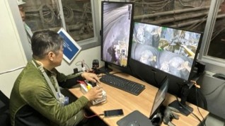 ⼭岳トンネル⼯事で使⽤する重機の遠隔操作に成功しました